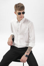 Load image into Gallery viewer, Classic White Oxford Shirt
